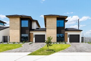 709 Juniper Cir in Harlingen, TX - Building Photo