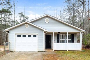 8945 Ochil Ln in Winston, GA - Building Photo