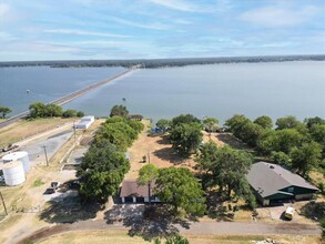 9884 Cherokee Trail in Quinlan, TX - Building Photo - Building Photo