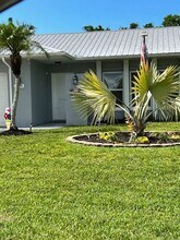 1518 SE 32nd St in Cape Coral, FL - Building Photo - Building Photo