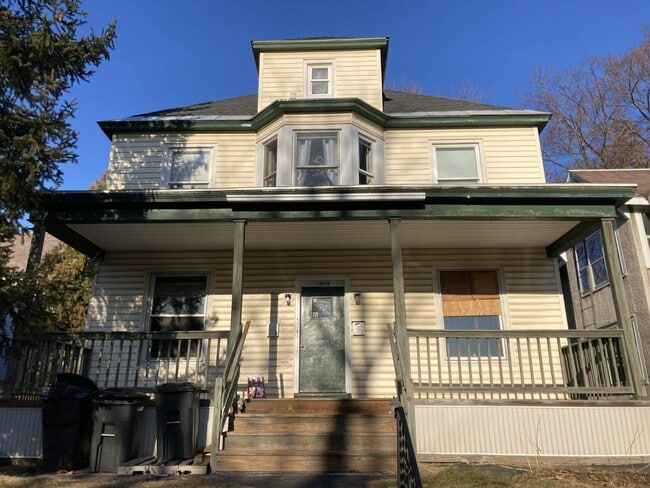 property at 1809 Eastern Pkwy