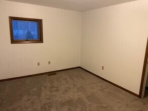 315 E Brady Rd in Kittanning, PA - Building Photo - Building Photo