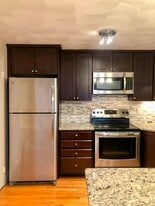 1105 Lexington St, Unit Building 4 Unit 9 in Waltham, MA - Building Photo