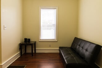 110 Westcott St in Syracuse, NY - Building Photo - Building Photo