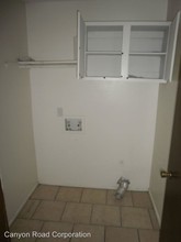 320 Falcon Ct in Norman, OK - Building Photo - Building Photo