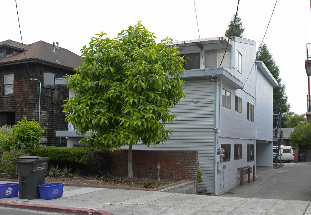 1618 Milvia St in Berkeley, CA - Foto de edificio