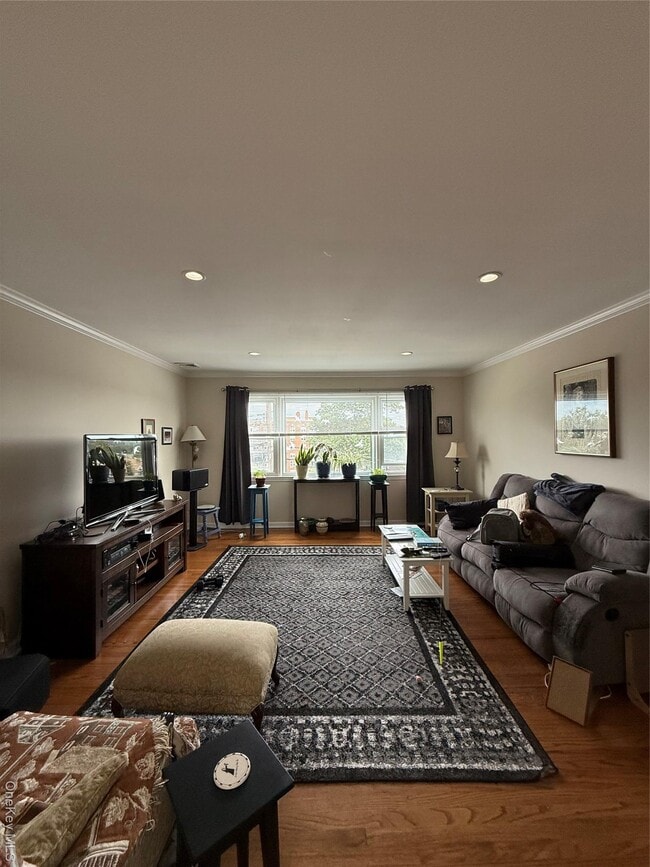 14 Summit Ave in Port Chester, NY - Building Photo - Building Photo
