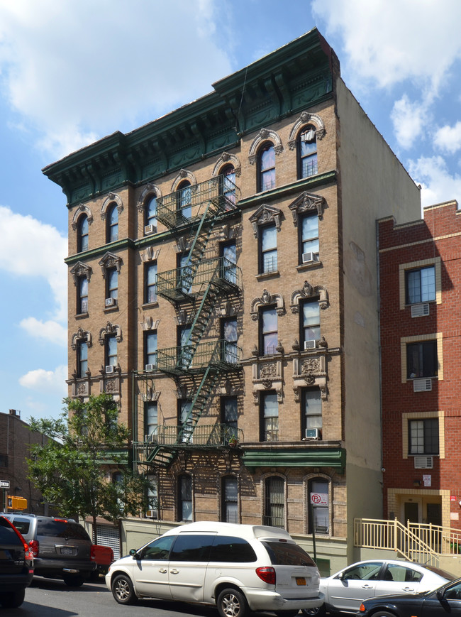 1163 Washington Ave in Bronx, NY - Foto de edificio - Building Photo