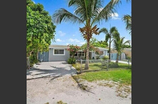 property at 4049 N Browning Dr