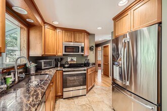 8014 41st Ave NE in Seattle, WA - Building Photo - Building Photo