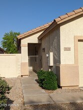2121 N Iowa St in Chandler, AZ - Building Photo - Building Photo