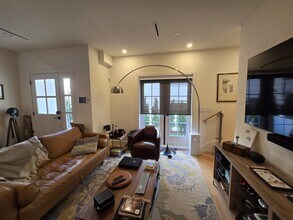 1232 W 26th Ave in Vancouver, BC - Building Photo - Building Photo