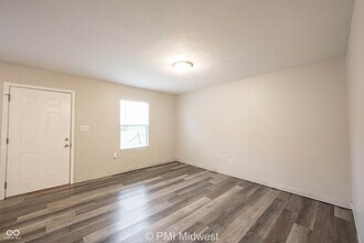 622 N Linwood Ave in Indianapolis, IN - Building Photo - Building Photo