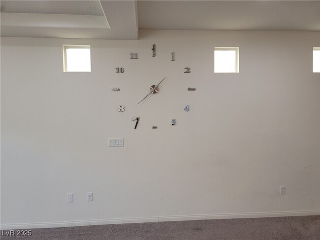 property at 9845 Mercer Ests Ct