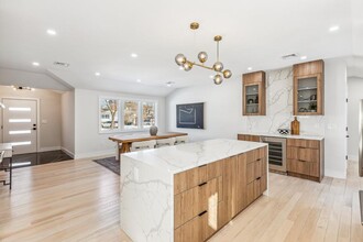 107 Truman Rd in Newton, MA - Building Photo - Building Photo