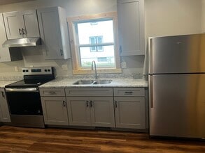 617 W Madison St, Unit 617 in Durand, WI - Building Photo - Building Photo