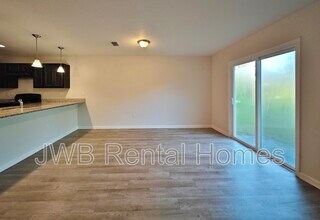 5678 Marathon Pkwy in Jacksonville, FL - Building Photo - Building Photo