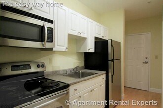 21 Brookline St in Cambridge, MA - Building Photo - Building Photo
