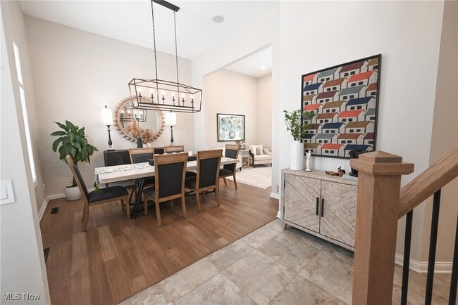 1305 Fieldstone Ct in Broadview Heights, OH - Building Photo - Building Photo