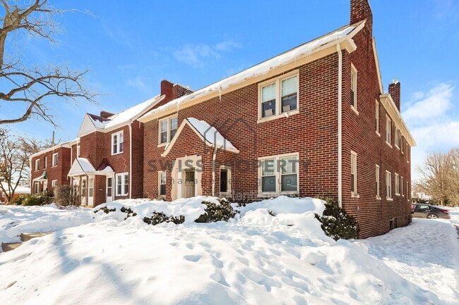 3145 Indianola Ave in Columbus, OH - Building Photo - Building Photo