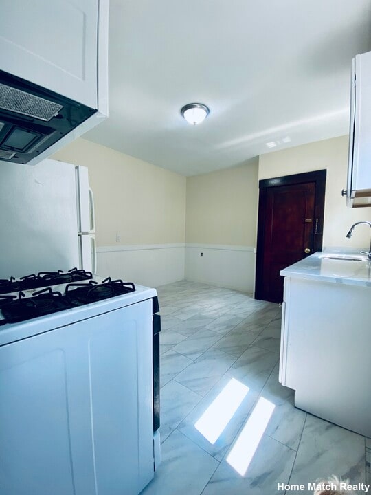 39 Michigan Ave, Unit 1 in Somerville, MA - Building Photo