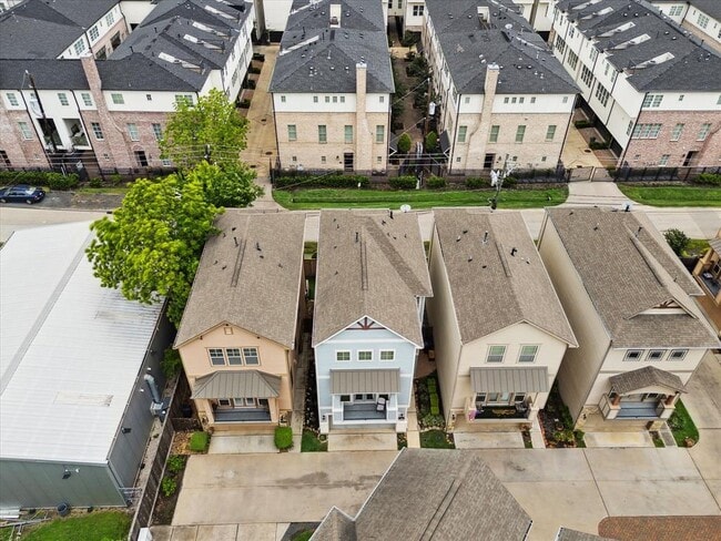 6013 Kansas St in Houston, TX - Building Photo - Building Photo