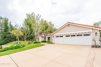 2653 Via Zurita Ct in Santa Rosa Valley, CA - Building Photo - Building Photo