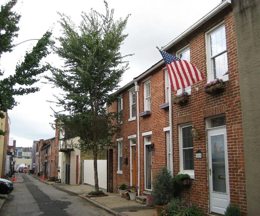 1010 Patapsco St in Baltimore, MD - Foto de edificio