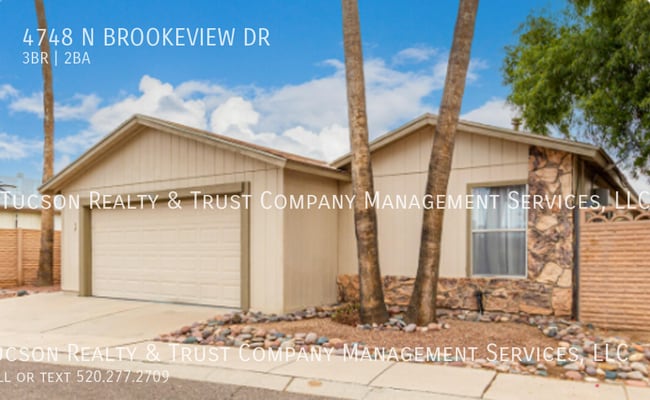 property at 4748 N Brookeview Dr