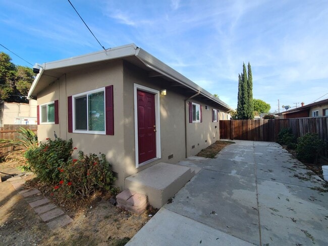 538 Gregory St in San Jose, CA - Building Photo - Building Photo