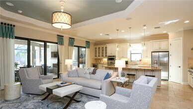 10155 Coconut Rd in Bonita Springs, FL - Building Photo - Building Photo