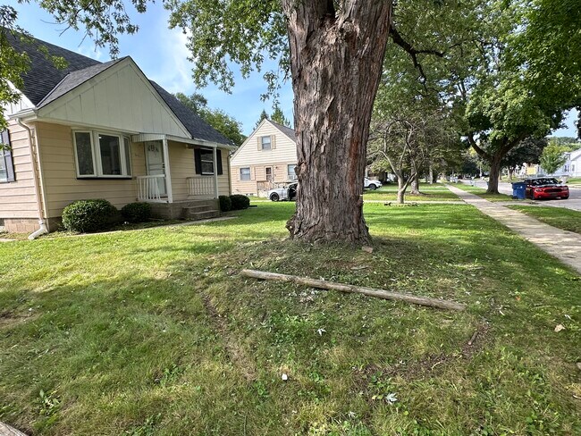 property at 6601 N 54th St