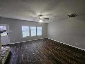 727 Sendero Rd in Arlington, TX - Building Photo - Building Photo