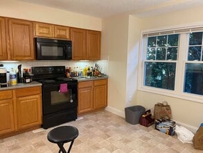 6005 Stearns Hill Rd in Waltham, MA - Building Photo - Building Photo