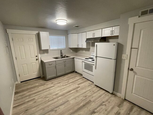 324 W 170 N in Orem, UT - Building Photo - Building Photo