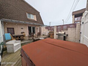 1008 Ocean Ave in Point Pleasant Beach, NJ - Building Photo - Building Photo