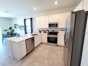 2470 Skyline Lp in Kissimmee, FL - Building Photo - Building Photo