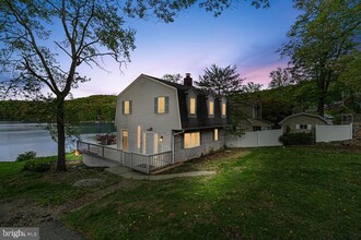 39 Upper Lakeview Ave in Ringwood, NJ - Building Photo - Building Photo