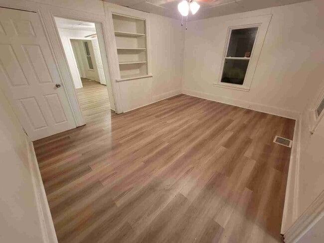 324 S 4th St in Millville, NJ - Building Photo - Building Photo