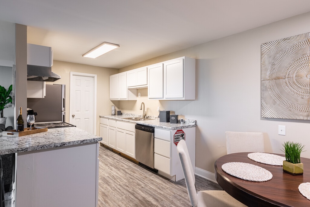 Saratoga Place Apartments & Townhomes in Erlanger, KY