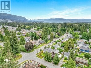 2998 Vincent St in Port Coquitlam, BC - Building Photo - Building Photo