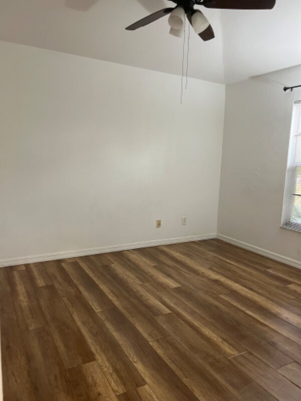 2061 20th Ave NE in Naples, FL - Building Photo - Building Photo