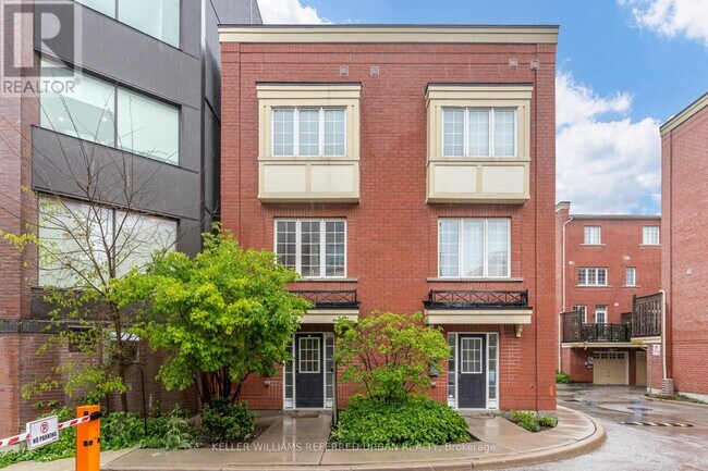 68 Raffeix Ln in Toronto, ON - Building Photo - Building Photo