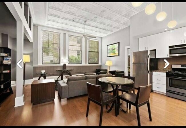 28 Adams St, Unit 207 in Worcester, MA - Building Photo - Building Photo