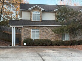 Spacious 3 Bedroom in Ross Park in Auburn, AL - Building Photo