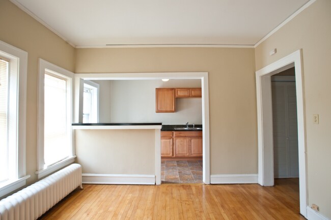 1603 N Van Buren St in Milwaukee, WI - Building Photo - Building Photo