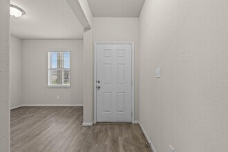 8427 Baywatch Cir in Mont Belvieu, TX - Building Photo - Building Photo