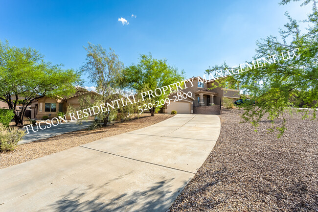 property at 10882 S Arrowhead Spring Dr