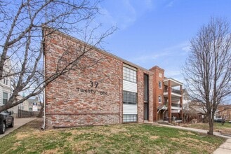 3921 WYANDOTTE in Kansas City, MO - Building Photo - Building Photo