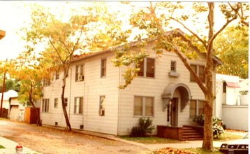 517 21st St in Sacramento, CA - Building Photo - Building Photo